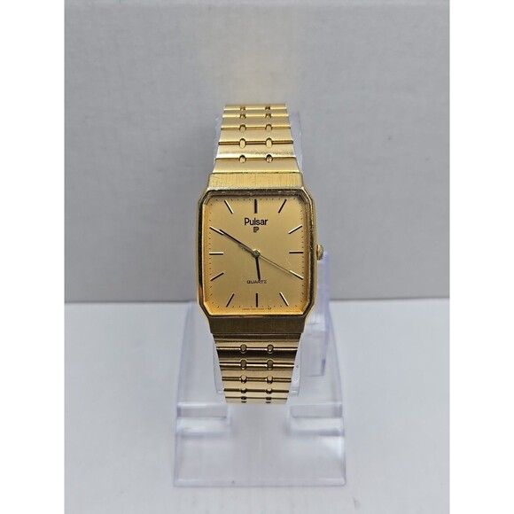 Vintage Pulsar by Seiko V321-5009 Gold Tone Tank Quartz Mens Watch New Battery - Picture 1 of 13
